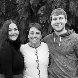 Meet your Posher, Lori